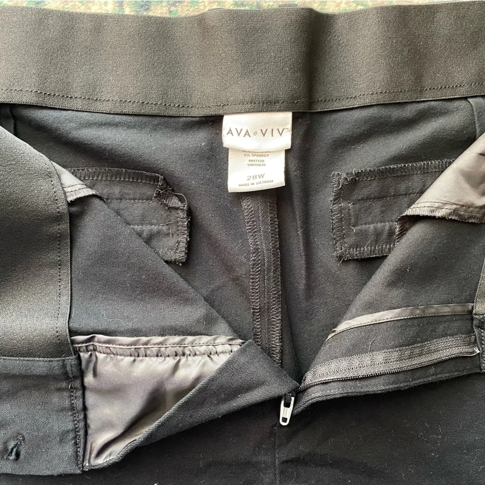 *MUST GO MAKE OFFER* Ava & Viv Pants - Picture 2 of 6